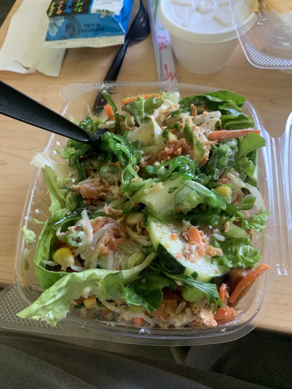 Simple menu with one-size poke and add-ons